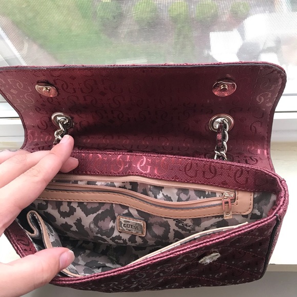 Guess shoulder bag - Picture 7 of 11